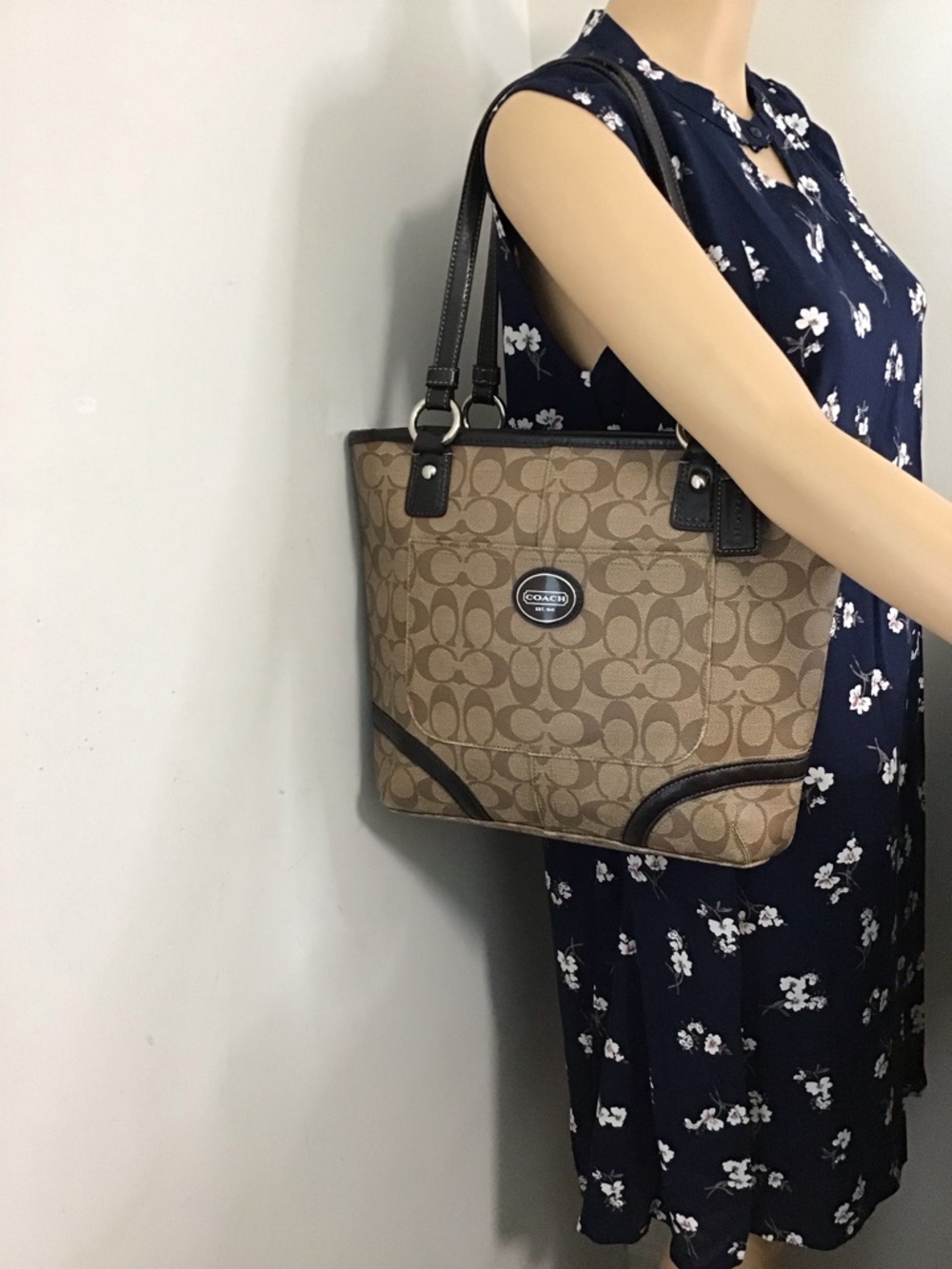 Coach Peyton Signature Logo Heritage Handbag Tote BrownVintage Y2K - Picture 11 of 16